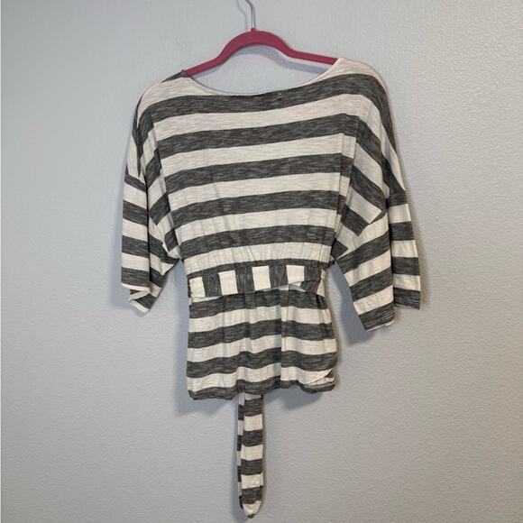 Urban Outfitters Lumiere Black Striped Short Sleeve Belted Tee - Picture 5 of 8